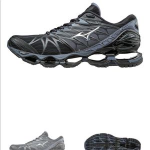 MEN’s Mizuno Wave Prophecy 7